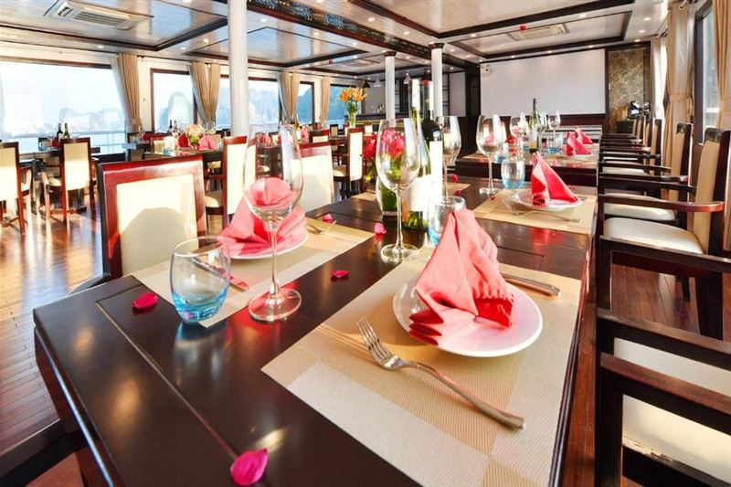 Halong Sapphire Cruise - Luxury Overnight Cruise in Lan Ha Bay & Ha Long Bay