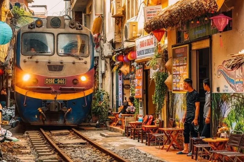 Hanoi City Walking Tour Discover Hidden Gems and Train Street