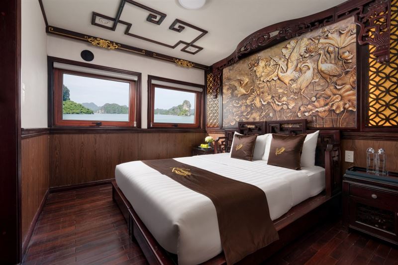 Renea Cruise - Boutique Overnight Cruise in Bai Tu Long Bay (2D1N)