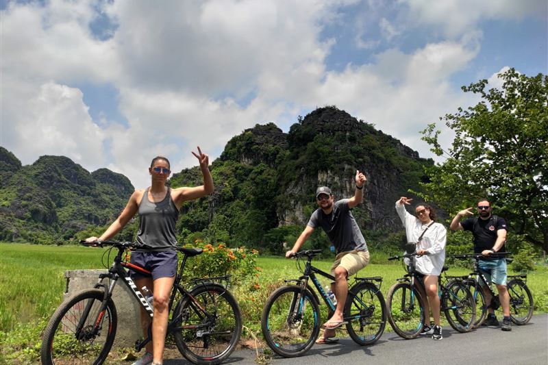 Ninh Binh Cultural Journey: Incense Village, Tam Coc & Hoa Lu