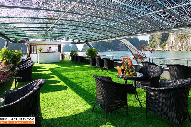 City Escape: Halong Bay Day Trip From Hanoi