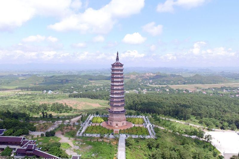 Awesome Northern Vietnam Tour to Hanoi – Halong – Ninh Binh