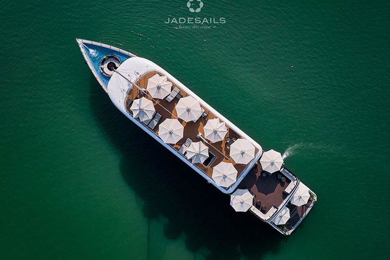 JADESAILS - Top Luxury Day Cruise in Halong Bay & Lan Ha Bay