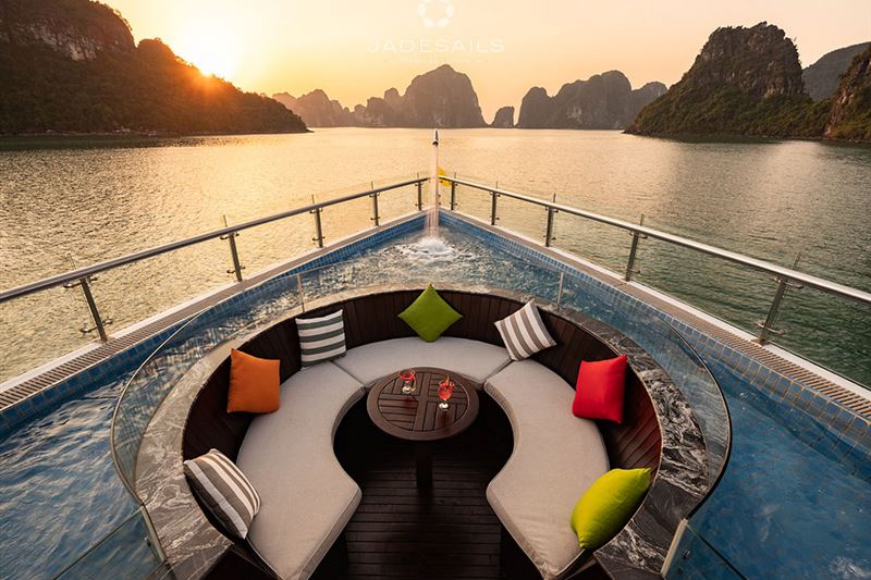 JADESAILS - Top Luxury Day Cruise in Halong Bay & Lan Ha Bay