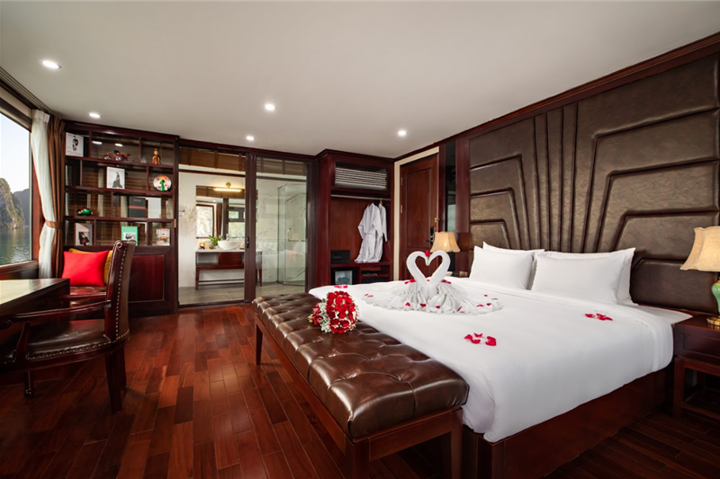 Dora Cruise - Luxury 5 Star Overnight Cruise in Lan Ha Bay & Ha Long Bay
