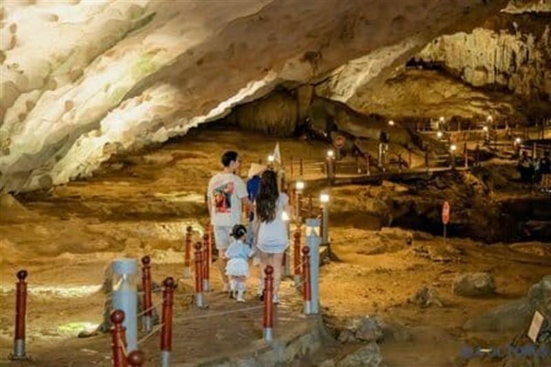 Sea Octopus Cruise – Premium Luxury Day Tour in Ha Long Bay