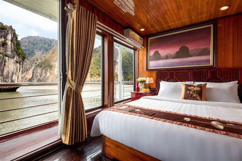 Halong Bay Standard Overnight Cruise - 2 days 1 night