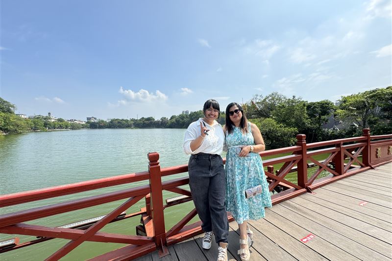 8-Day Vietnam Exploration: Ho Chi Minh City – Da Nang – Hanoi