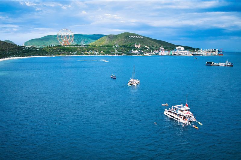 OCEAN CLASS YACHT TOUR – NHA TRANG MORNING CRUISE