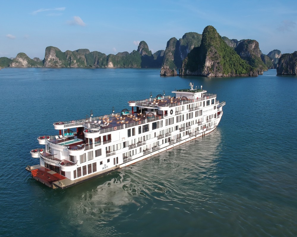 Halong-Bay-Vietnam